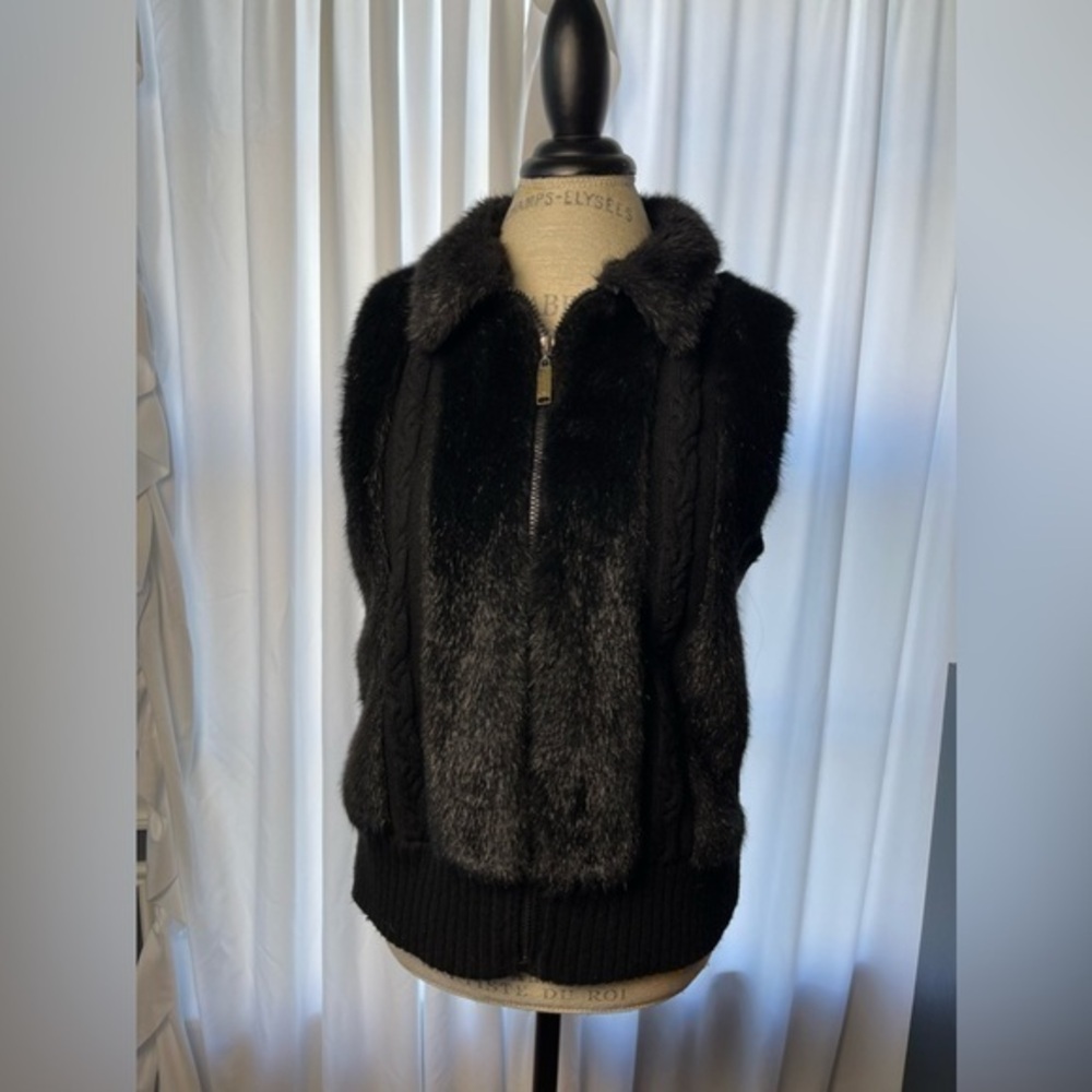 Mercer Street Studio Black Faux Fur Vest Size Large